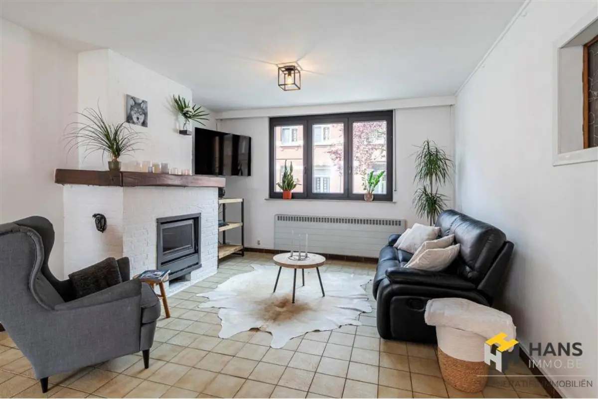 Huis te  koop in Ekeren 2180 399000.00€ 5 slaapkamers 189.00m² - Zoekertje 645033