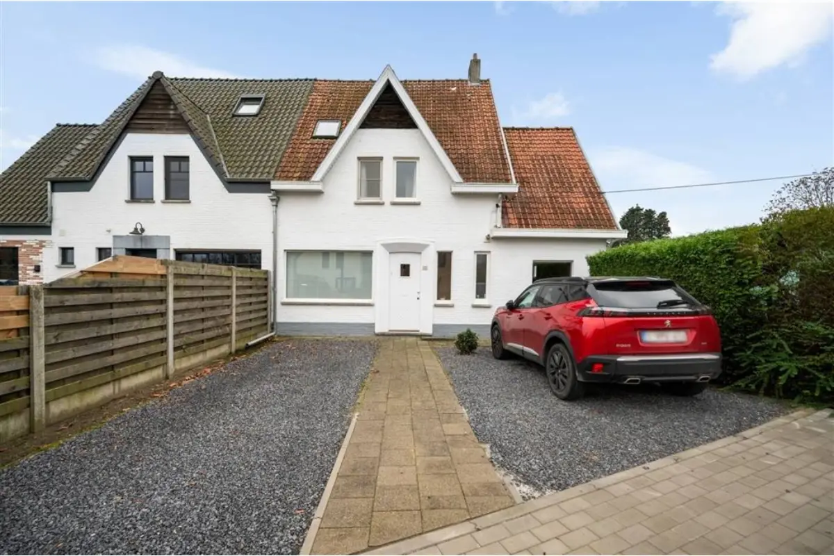 Huis te  koop in Olen 2250 289000.00€ 3 slaapkamers 158.00m² - Zoekertje 645186