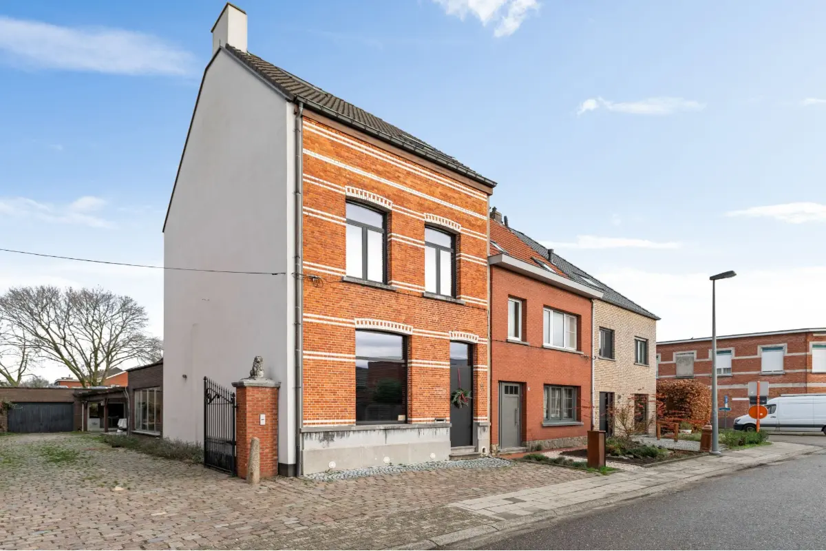 Huis te  koop in Wommelgem 2160 595000.00€ 3 slaapkamers 200.00m² - Zoekertje 647348