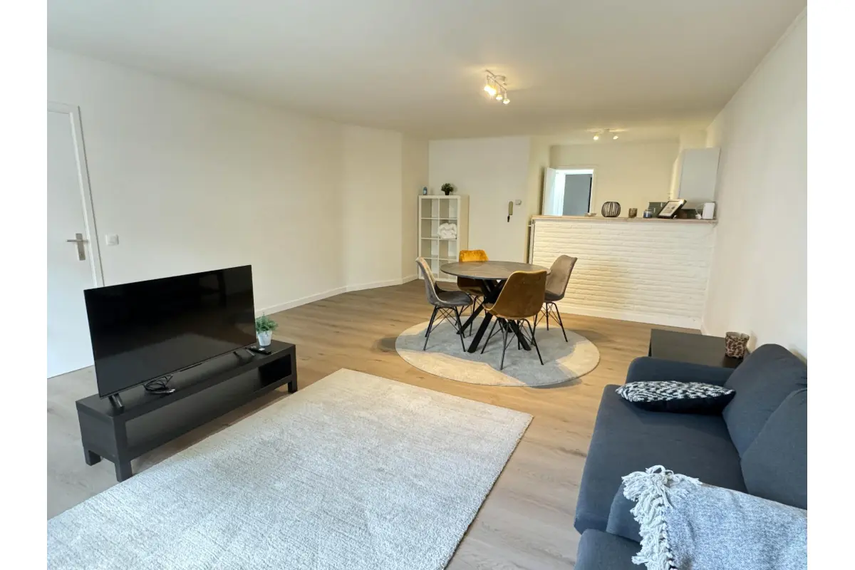 Appartement te  huur in Turnhout 2300 1500.00€  slaapkamers m² - Zoekertje 646876