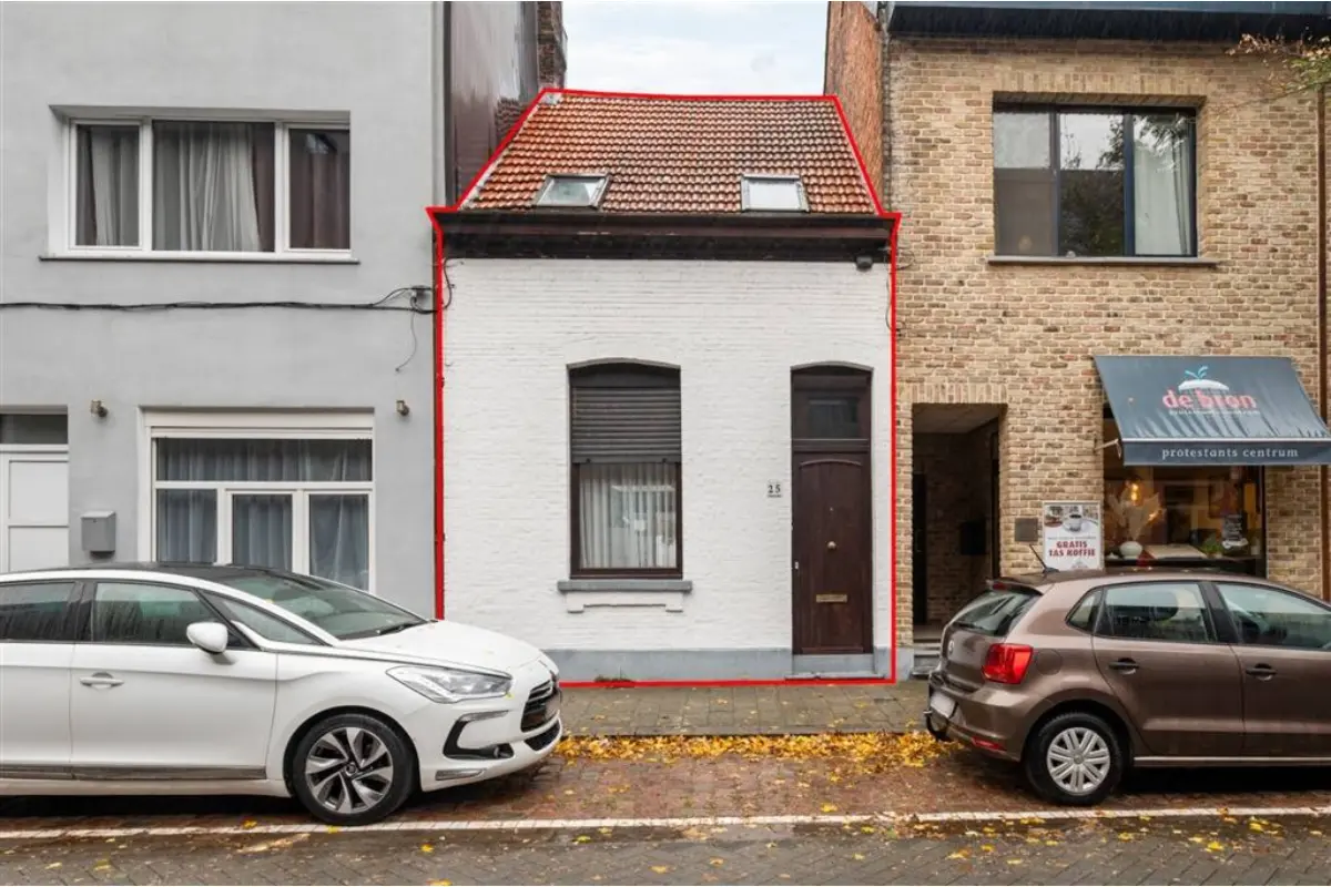 Huis te  koop in Merksem 2170 280000.00€ 2 slaapkamers 97.00m² - Zoekertje 647902