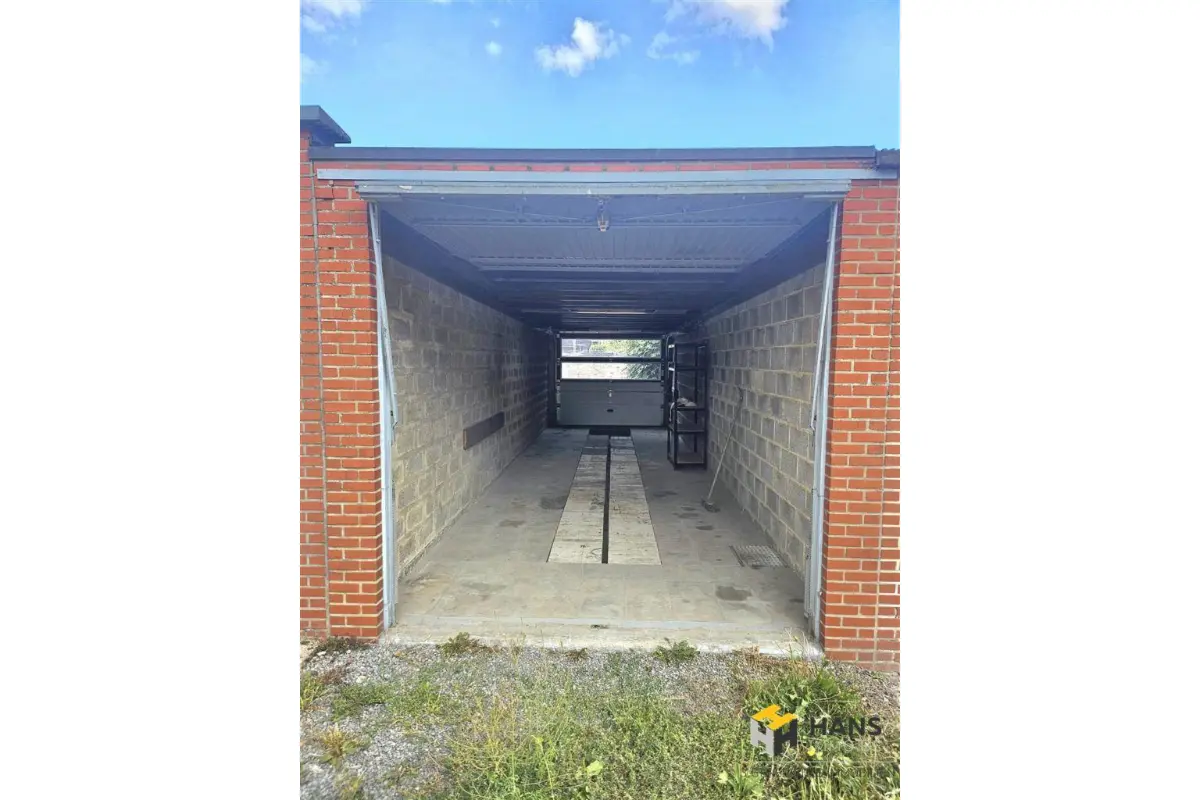 Box te  in Mechelen 2800 45000.00€  slaapkamers m² - Zoekertje 648555