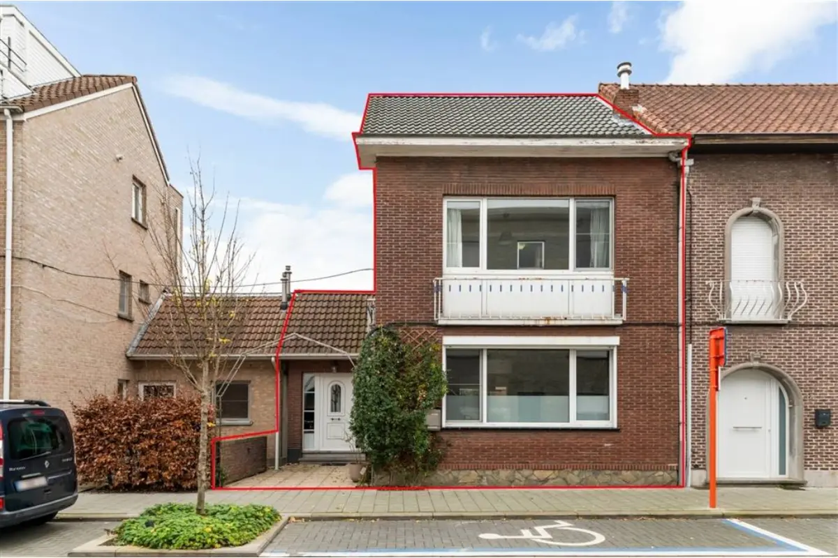 Huis te  koop in Lier 2500 375000.00€ 3 slaapkamers 158.00m² - Zoekertje 649506