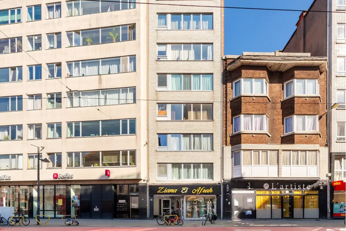 Handelszaak te  koop in Borgerhout 2140 229000.00€  slaapkamers 111.00m² - Zoekertje 650989