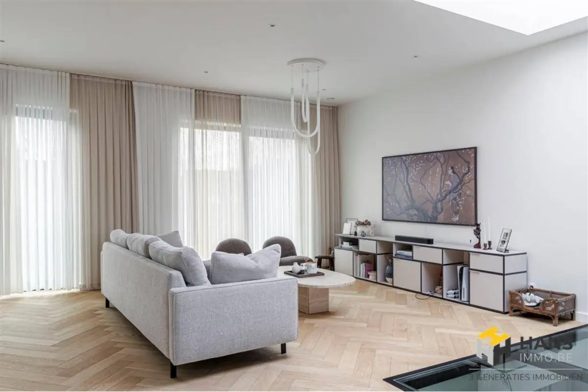 Penthouse te  huur in Edegem 2650 2300.00€ 3 slaapkamers 188.00m² - Zoekertje 649792