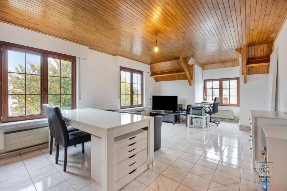 Appartement te  koop in Ranst 2520 207500.00€ 1 slaapkamers 45.00m² - Zoekertje 650010