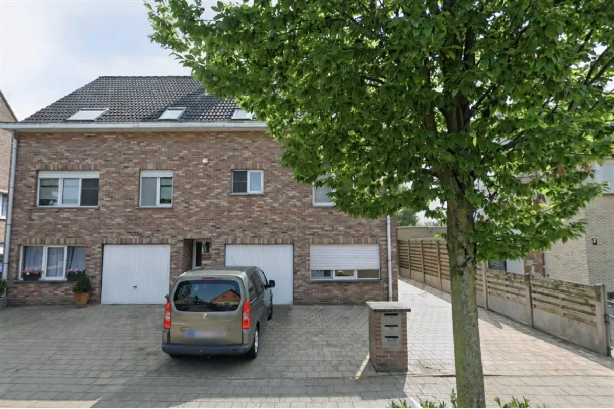 Appartement te  huur in Wuustwezel 2990 955.00€ 2 slaapkamers 124.32m² - Zoekertje 650735