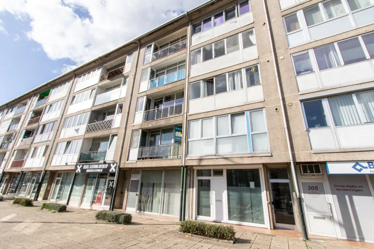 Appartement te  koop in Deurne 2100 159000.00€ 2 slaapkamers 70.00m² - Zoekertje 651640