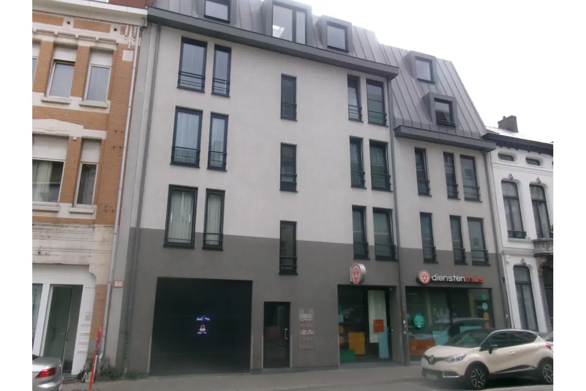 Appartement te  koop in Antwerpen 2060 215000.00€ 1 slaapkamers 58.00m² - Zoekertje 651646