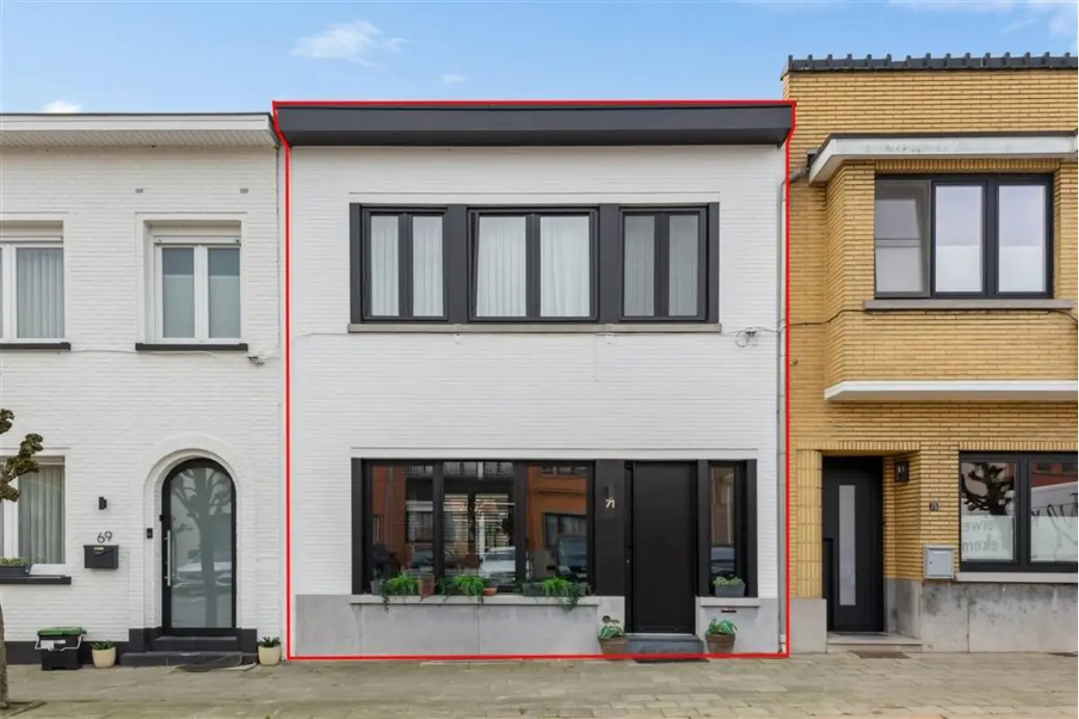 Huis te  koop in Lier 2500 499000.00€ 3 slaapkamers 157.00m² - Zoekertje 652246