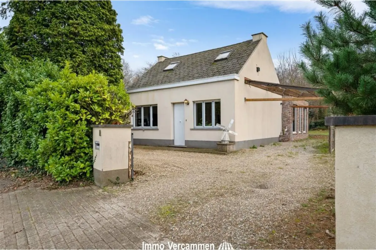 Huis te  koop in Schriek 2223 285000.00€ 2 slaapkamers 117.00m² - Zoekertje 652310