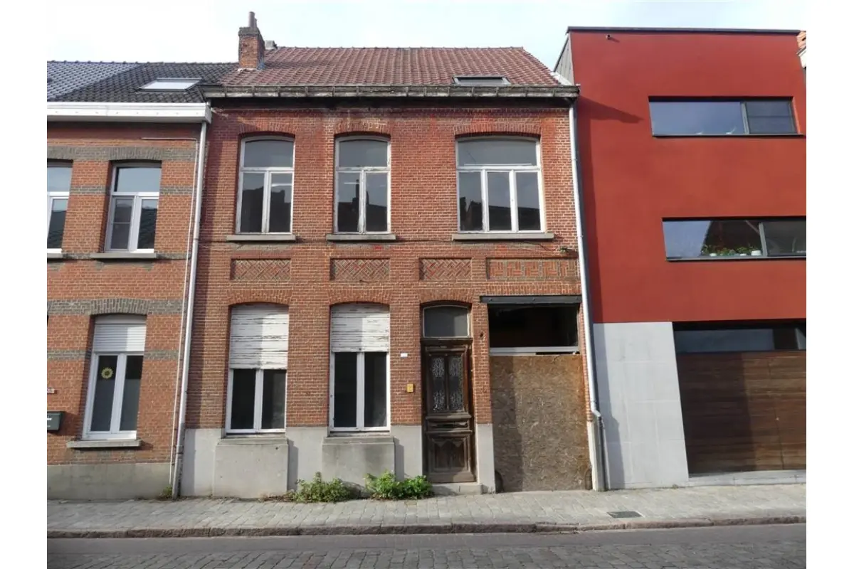 Huis te  koop in Duffel 2570 295000.00€ 3 slaapkamers 437.00m² - Zoekertje 652613