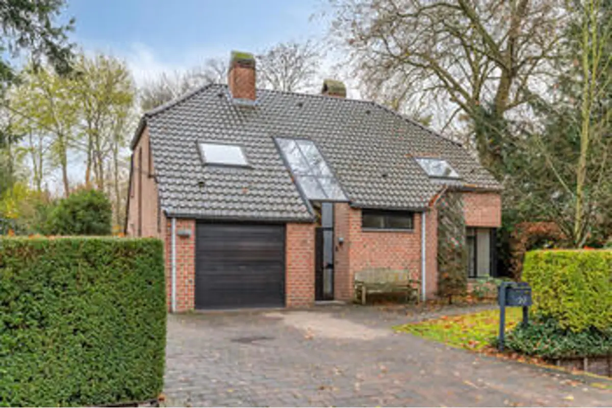 Huis te  koop in Aartselaar 2630 695000.00€ 4 slaapkamers 240.00m² - Zoekertje 653122