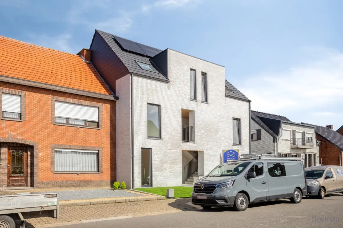 Appartement te  koop in Eindhout 2430 310000.00€ 2 slaapkamers m² - Zoekertje 653195