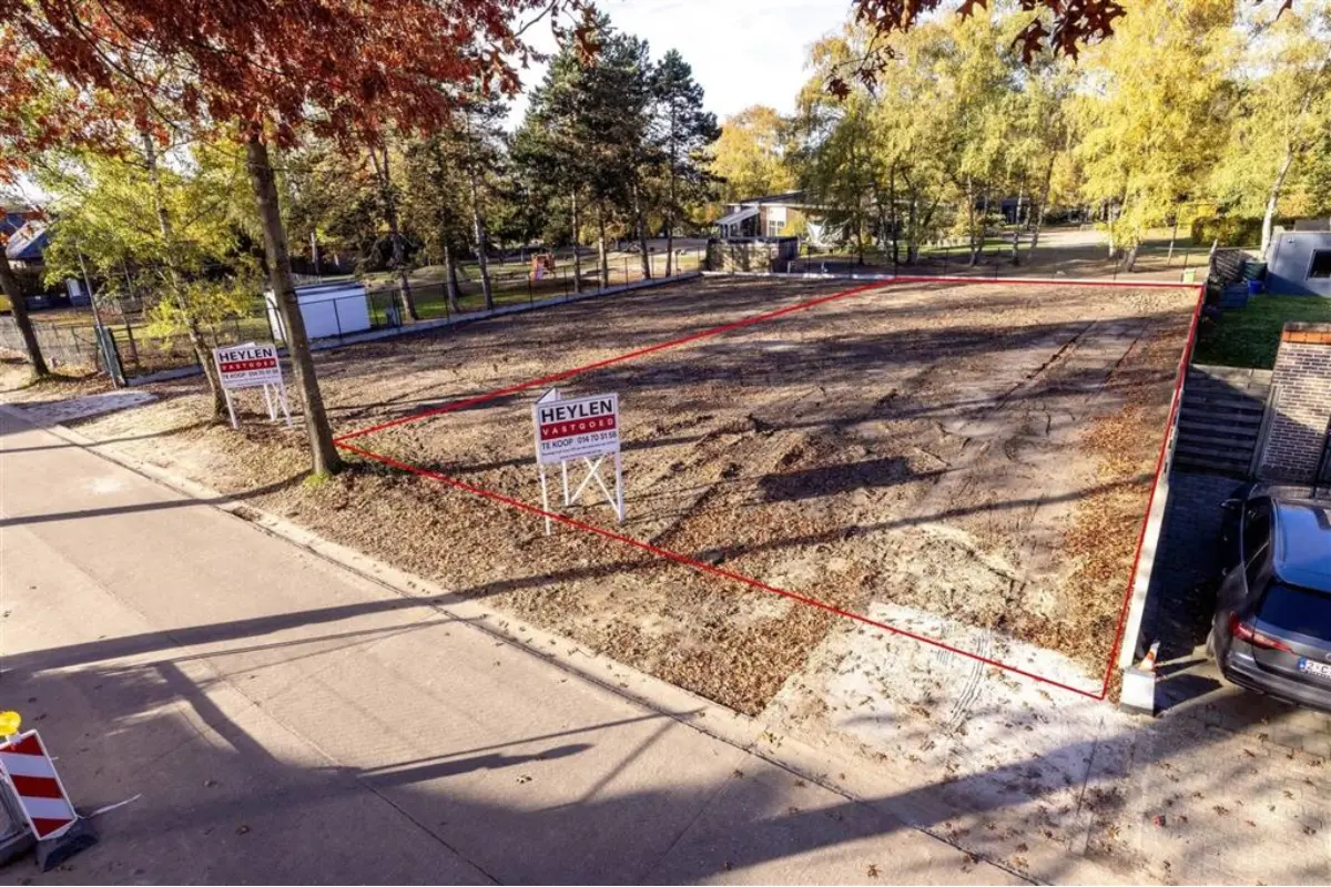 Grond te  koop in Herentals 2200 215000.00€  slaapkamers m² - Zoekertje 654607