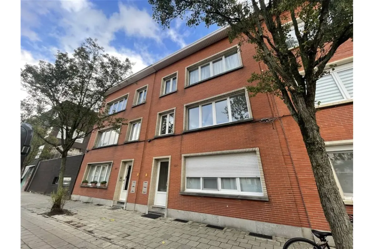 Appartement te  huur in Borgerhout 2140 970.00€ 2 slaapkamers 81.00m² - Zoekertje 654807
