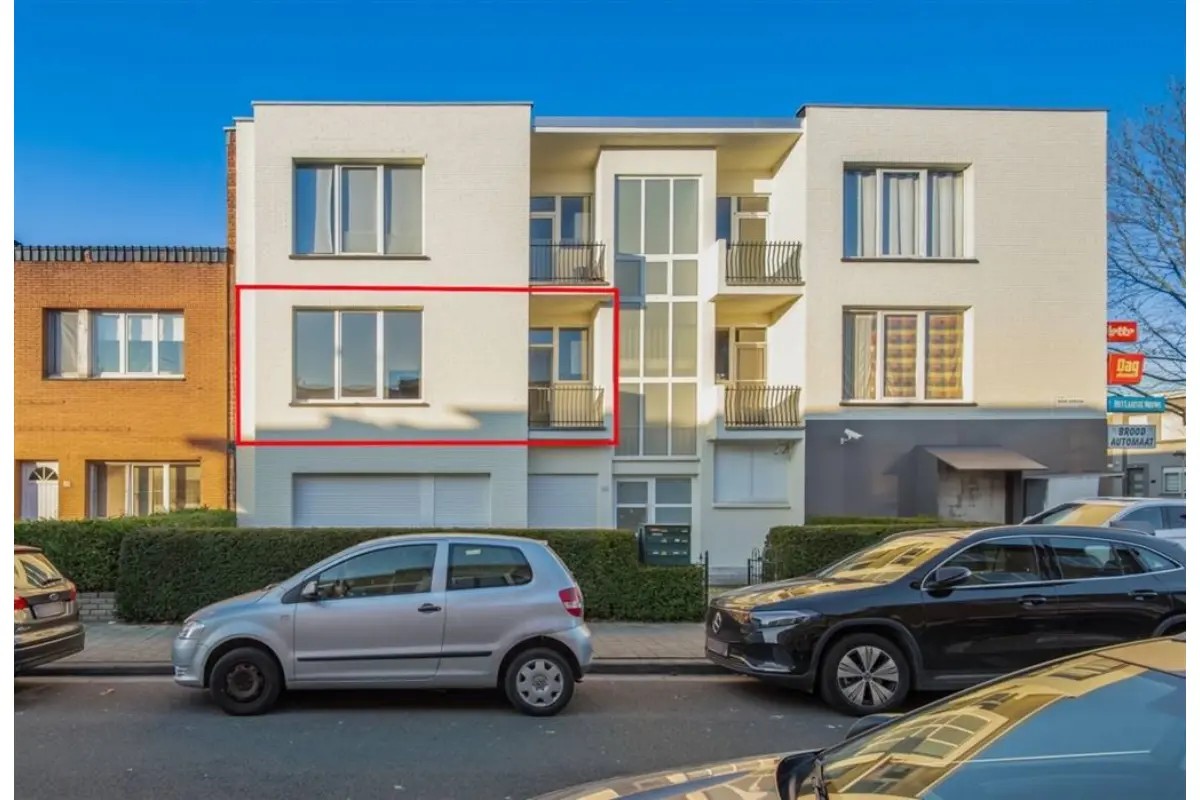 Appartement te  koop in Deurne 2100 184500.00€ 1 slaapkamers 60.00m² - Zoekertje 656149