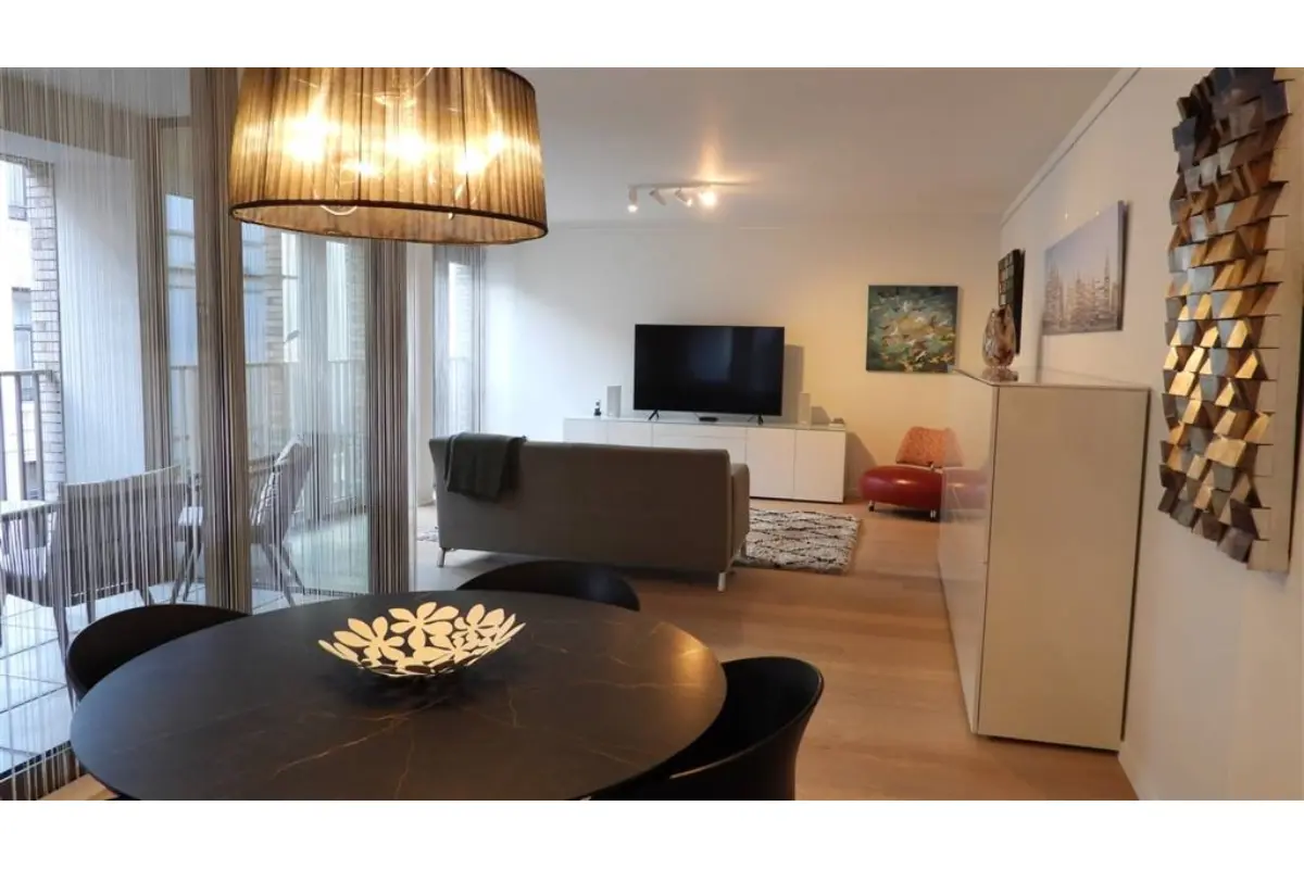 Appartement te  huur in Antwerpen 2018 1500.00€ 2 slaapkamers 100.00m² - Zoekertje 656761