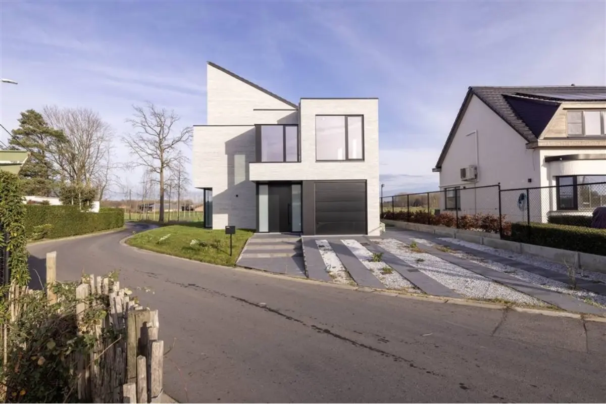 Huis te  koop in Berlaar 2590 849000.00€ 6 slaapkamers 366.00m² - Zoekertje 657273