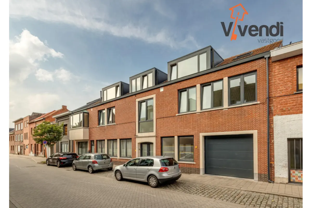 Huis te  koop in Turnhout 2300 1500000.00€ 12 slaapkamers 620.00m² - Zoekertje 659769