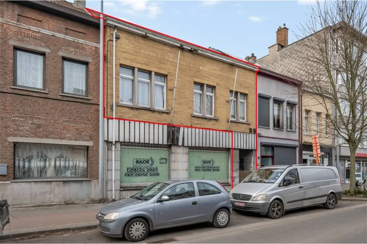 Appartement te  koop in Mechelen 2800 380000.00€ 5 slaapkamers 199.00m² - Zoekertje 658103