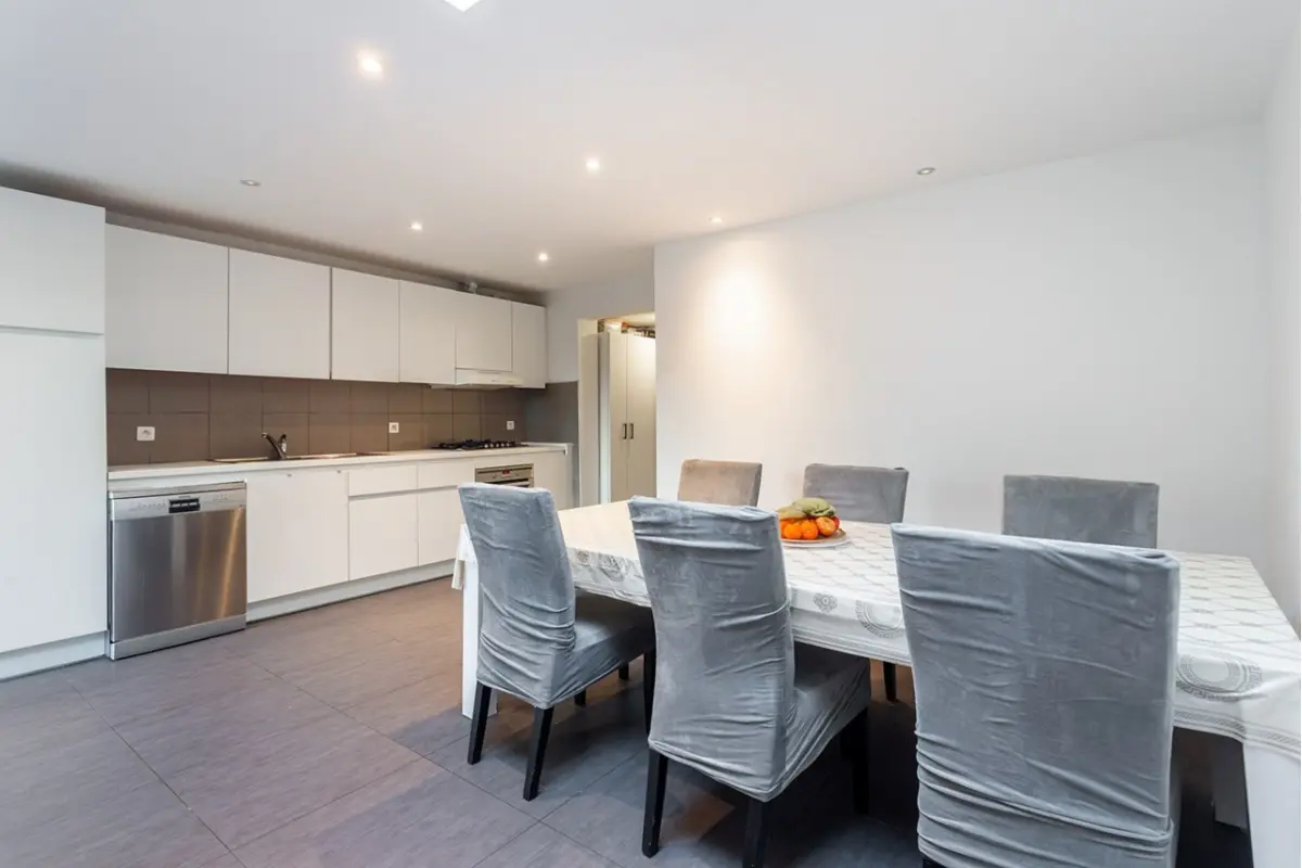 Huis te  koop in Hoboken 2660 349000.00€ 5 slaapkamers 189.00m² - Zoekertje 657806