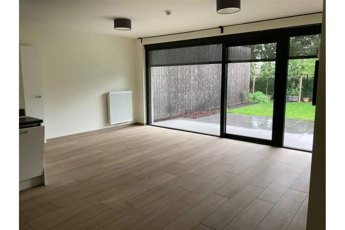 Appartement te  koop in Hoogstraten 2320 280000.00€ 1 slaapkamers 73.00m² - Zoekertje 658765