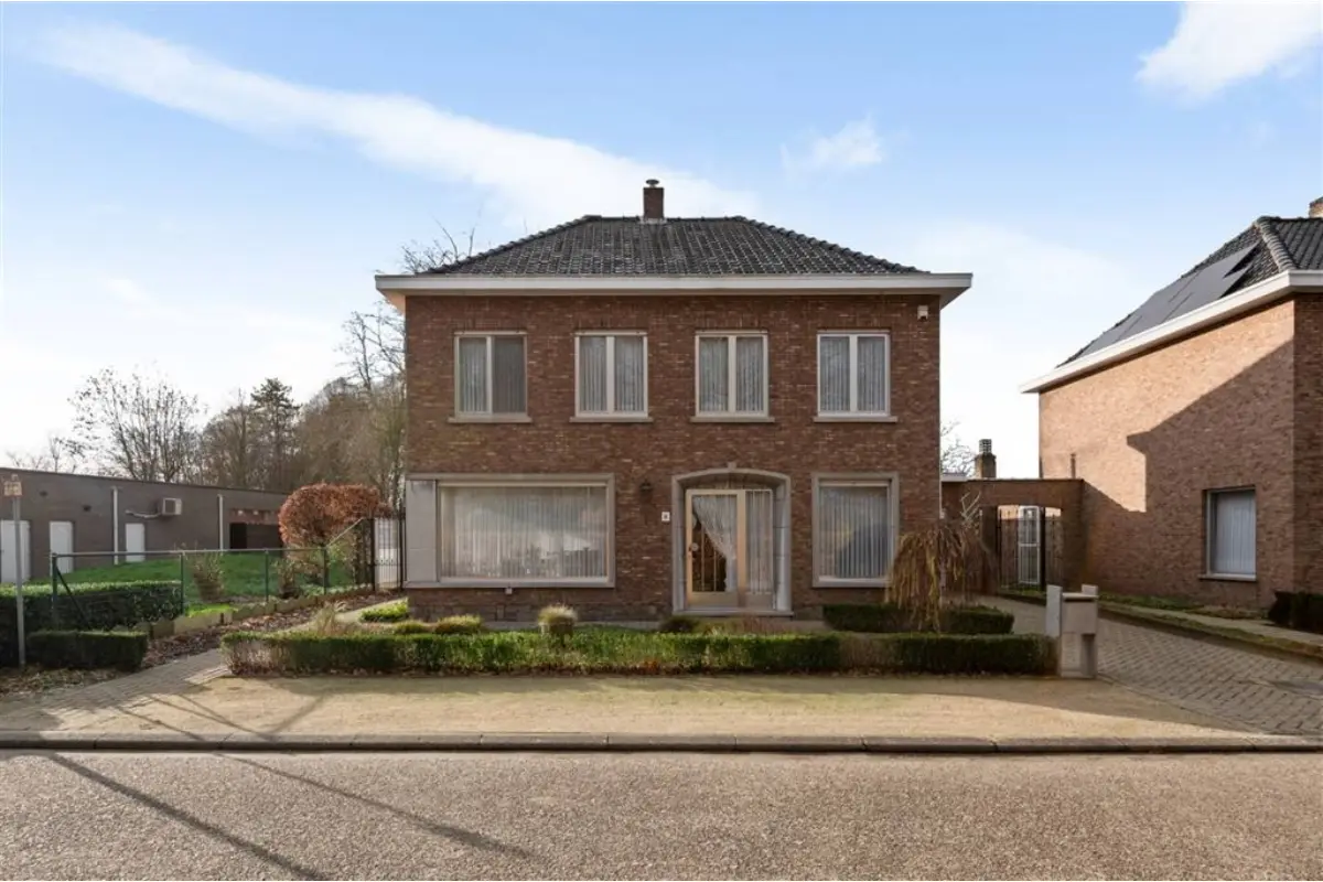 Huis te  koop in Beerse 2340 435000.00€ 3 slaapkamers 188.00m² - Zoekertje 660460