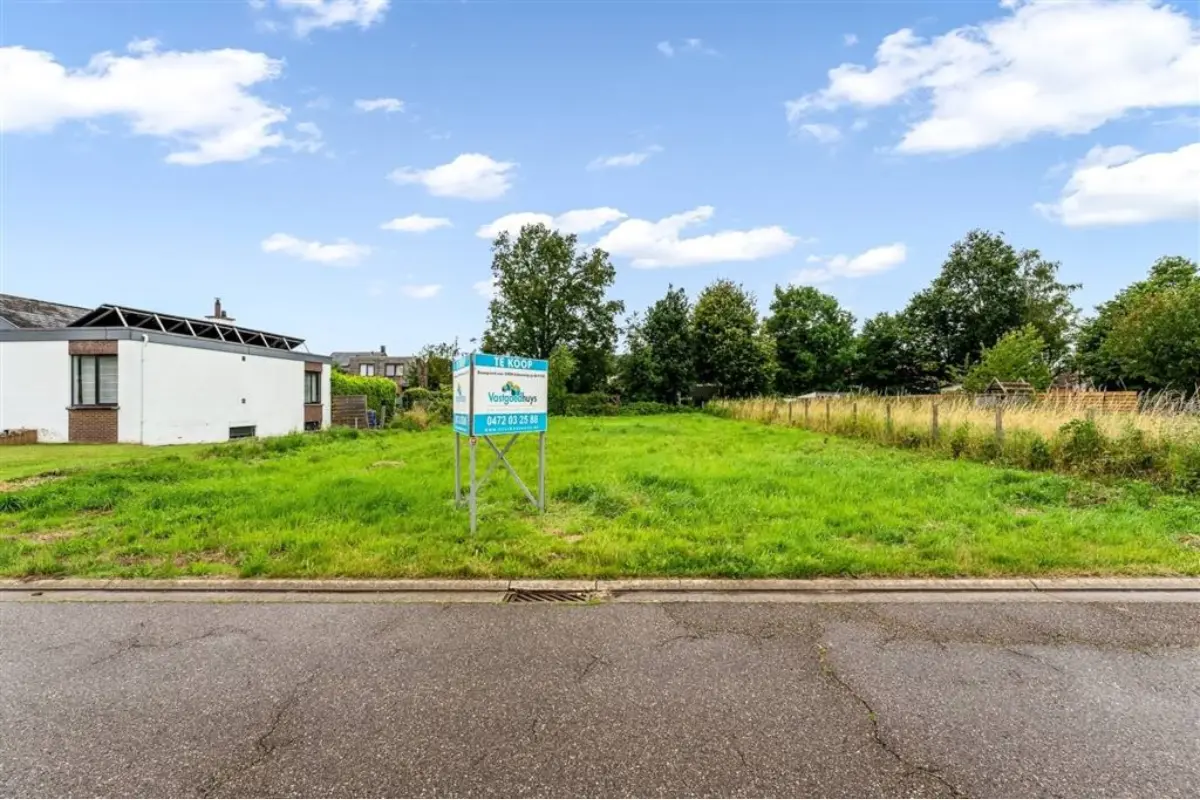 Grond te  koop in Veerle 2431 164000.00€  slaapkamers m² - Zoekertje 660251