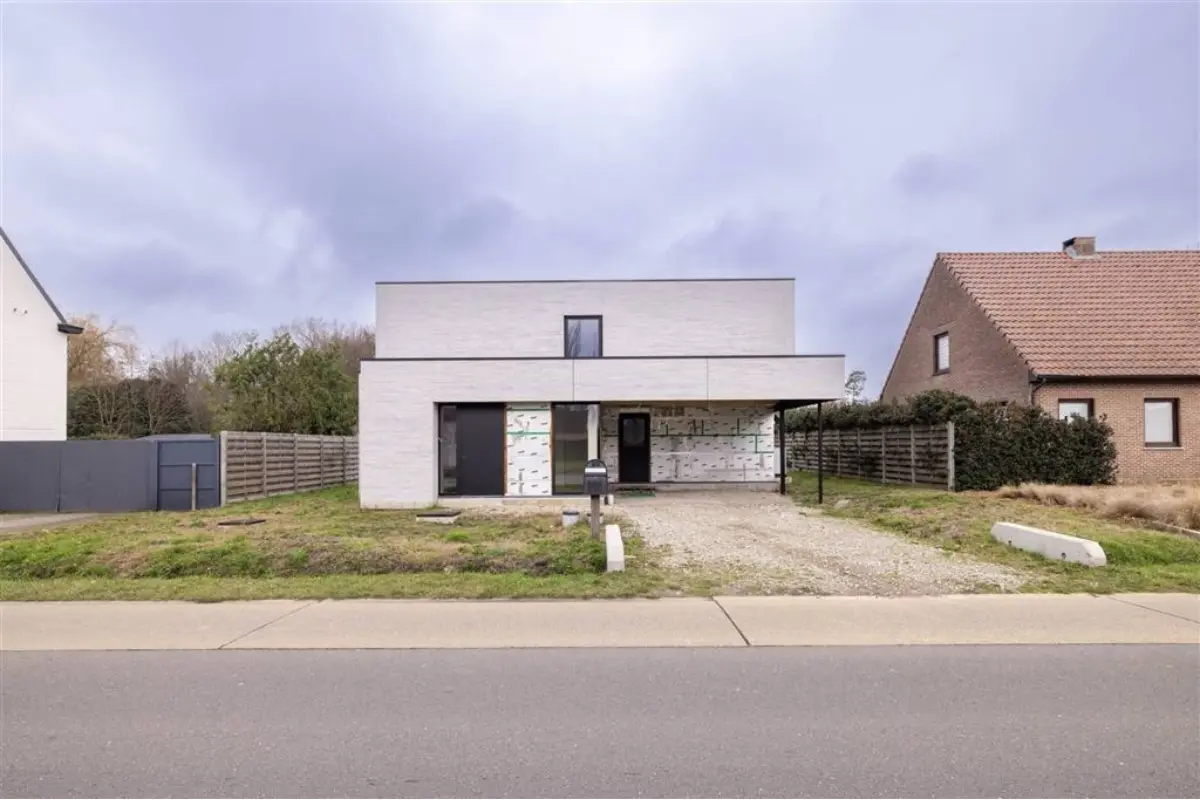 Huis te  koop in Geel 2440 669000.00€ 3 slaapkamers 218.24m² - Zoekertje 661004