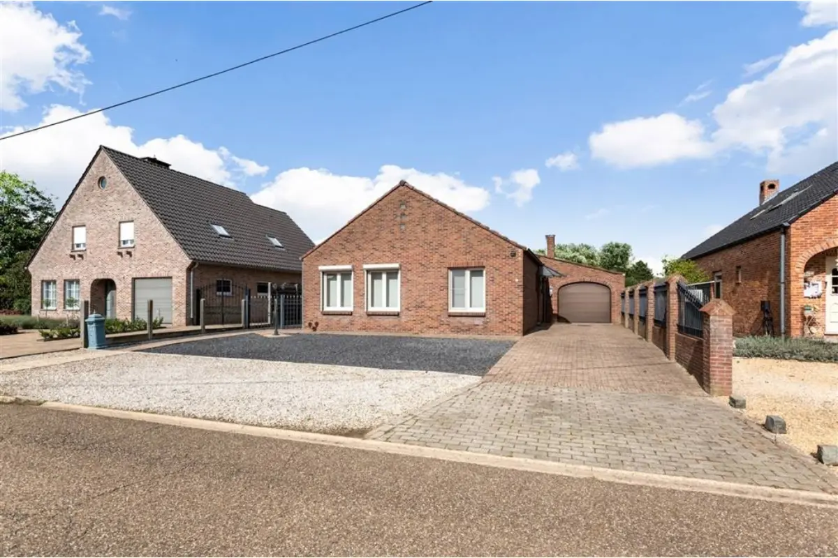 Huis te  koop in Laakdal 2430 369000.00€ 2 slaapkamers 171.00m² - Zoekertje 660969