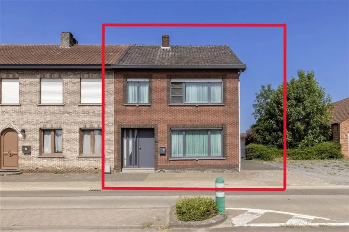 Huis te  koop in Westerlo 2260 249000.00€ 3 slaapkamers 146.00m² - Zoekertje 660978