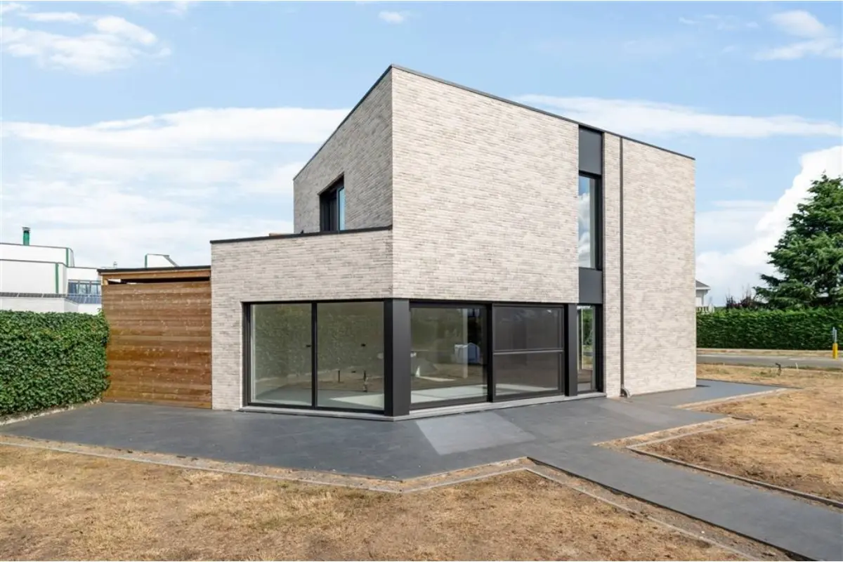 Huis te  koop in Retie 2470 435000.00€ 3 slaapkamers 175.00m² - Zoekertje 660931