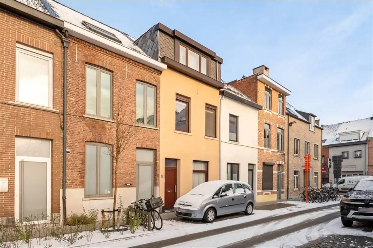 Huis te  koop in Mechelen 2800 295000.00€ 4 slaapkamers 122.00m² - Zoekertje 663319