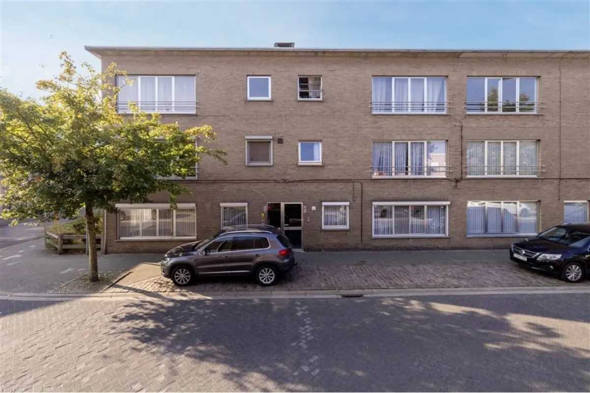 Benedenverdieping te  koop in Herentals 2200 225000.00€ 3 slaapkamers 109.00m² - Zoekertje 663188