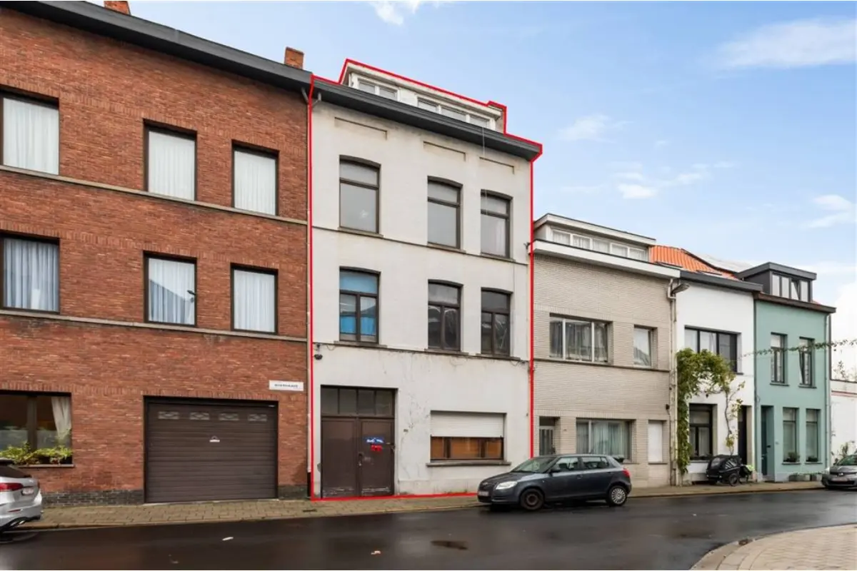 Huis te  koop in Antwerpen 2060 449000.00€ 8 slaapkamers 464.00m² - Zoekertje 663622