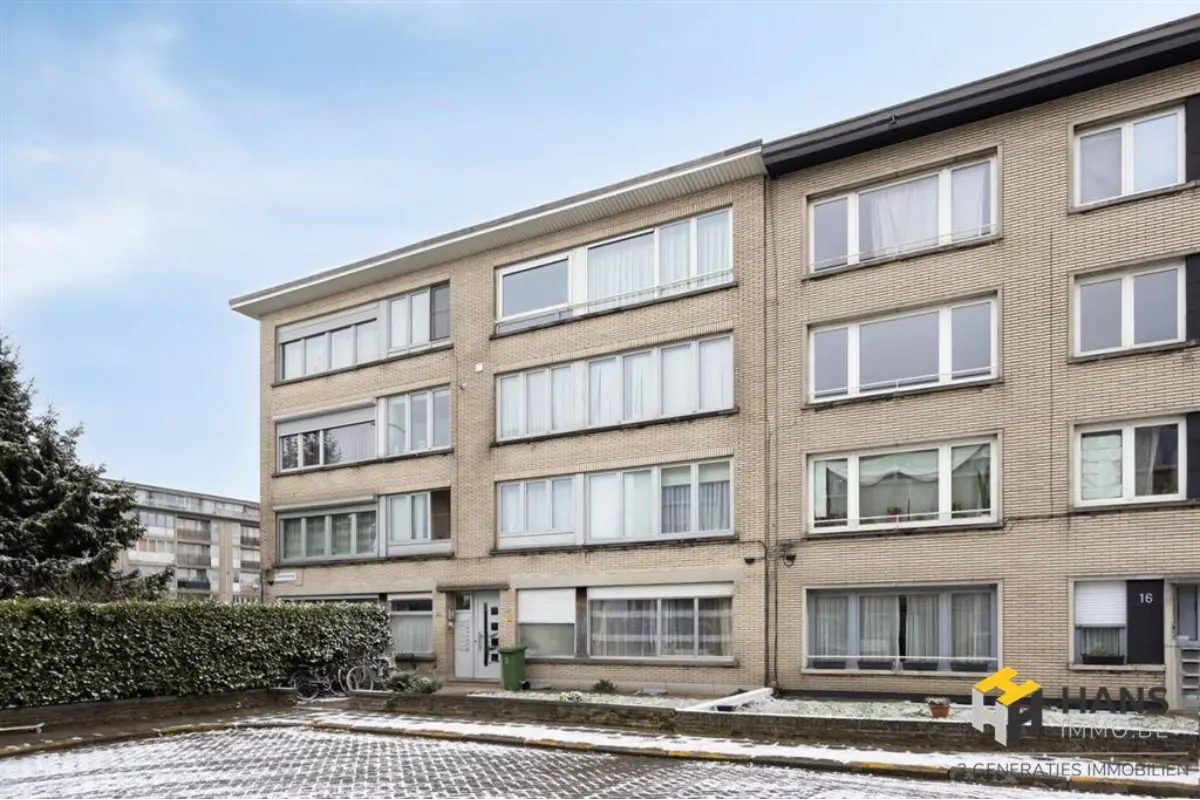 Benedenverdieping te  koop in Deurne 2100 185000.00€ 2 slaapkamers 79.00m² - Zoekertje 663829