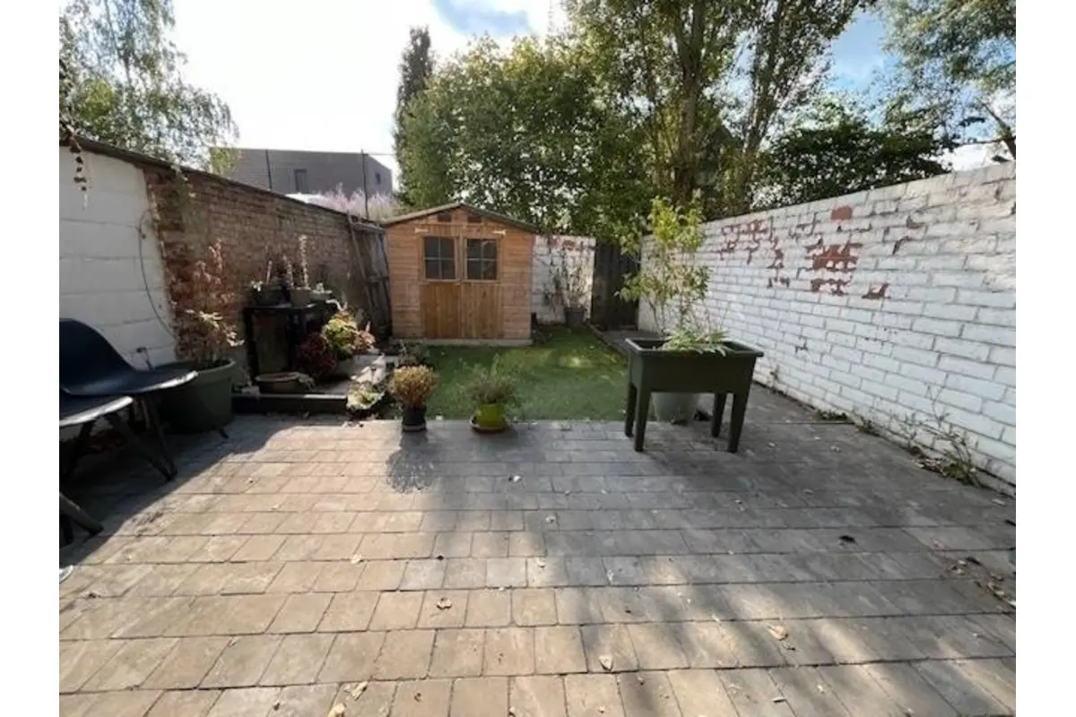 Huis te  koop in Niel 2845 270000.00€ 2 slaapkamers 120.00m² - Zoekertje 664420