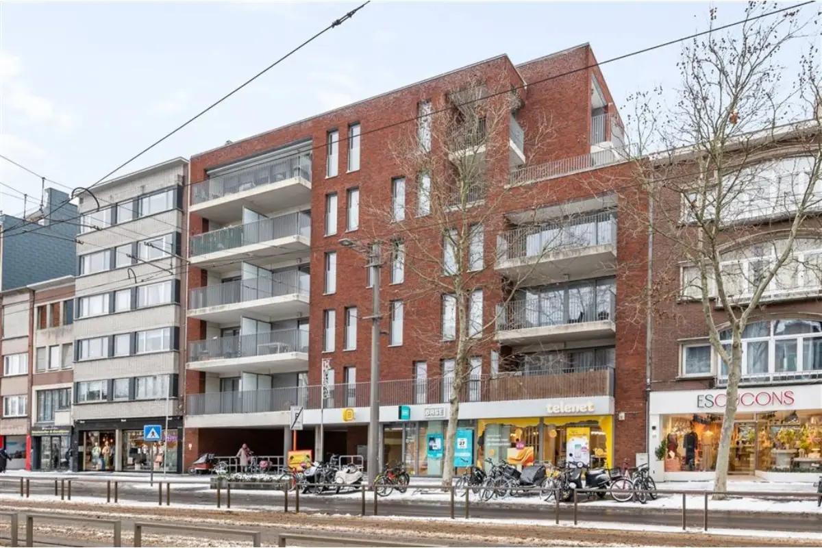 Appartement te  koop in Mortsel 2640 315000.00€ 2 slaapkamers 100.00m² - Zoekertje 664100
