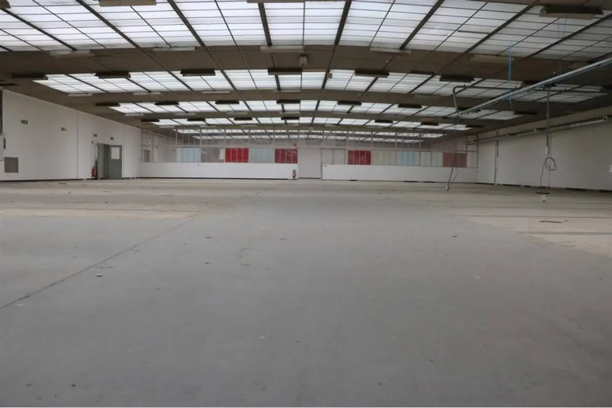 Handelszaak te  huur in Mechelen 2800 13750.00€  slaapkamers 2180.00m² - Zoekertje 664280