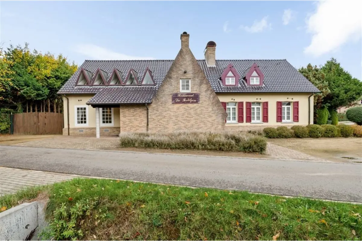 Huis te  koop in Vorselaar 2290 699000.00€ 4 slaapkamers 438.00m² - Zoekertje 664547