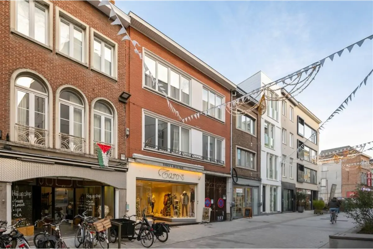 Handelszaak te  koop in Mechelen 2800 515000.00€ 3 slaapkamers 148.00m² - Zoekertje 666040