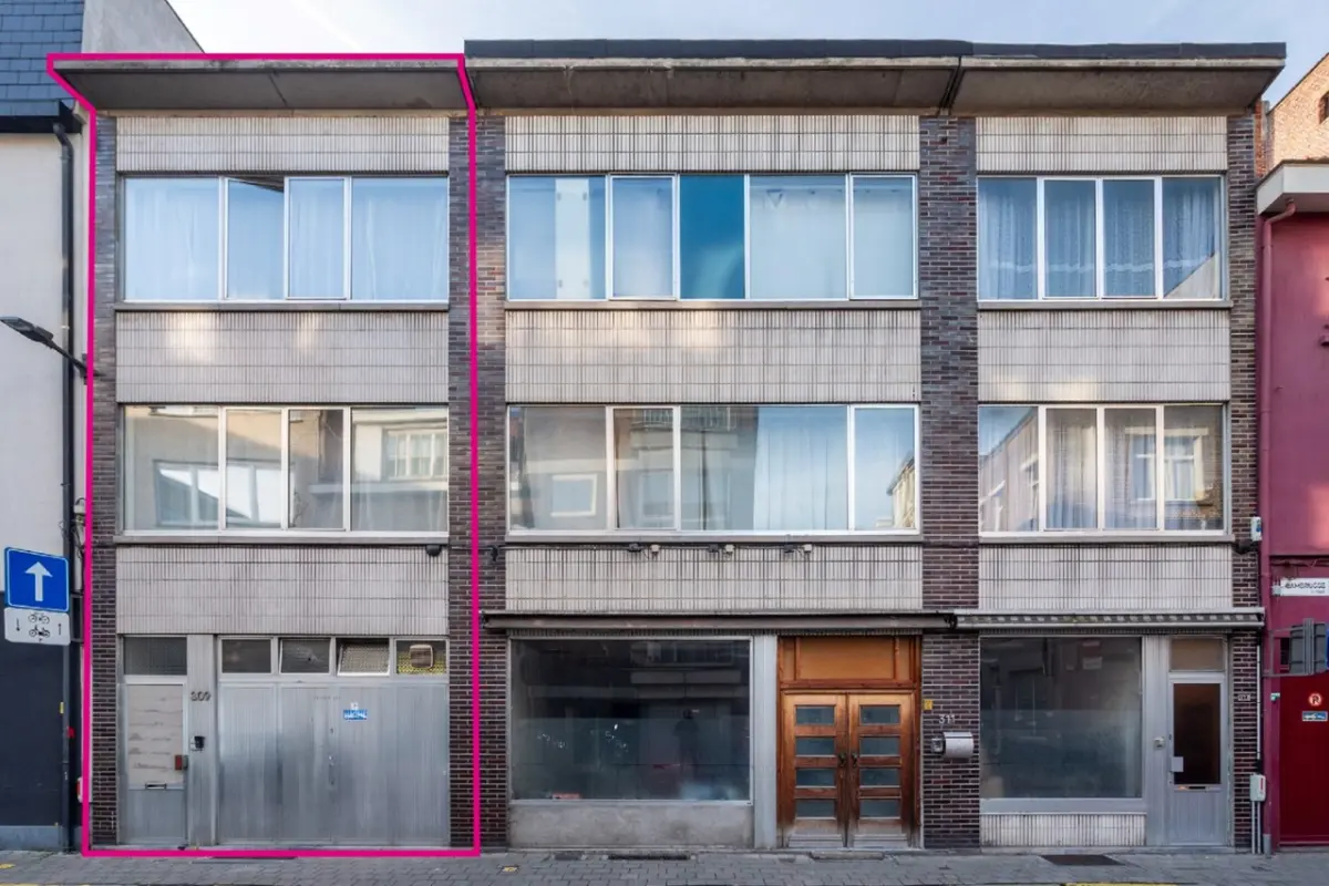 Appartementsgebouw te  koop in Antwerpen 2060 299000.00€ 2 slaapkamers 111.00m² - Zoekertje 665556