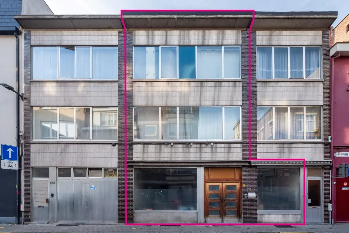 Huis te  koop in Antwerpen 2060 469000.00€ 3 slaapkamers 251.00m² - Zoekertje 665555