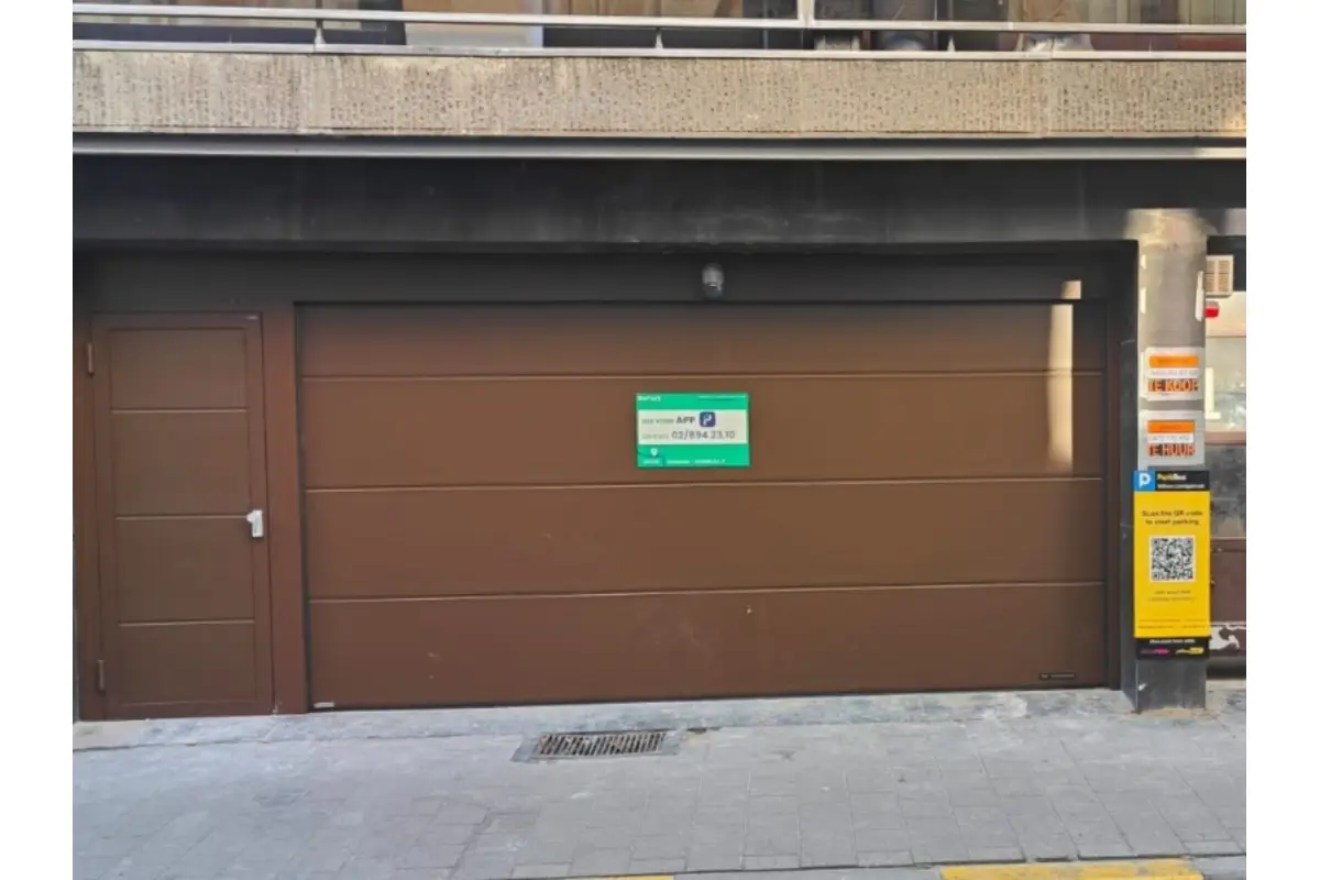 Parking te  huur in Antwerpen 2060 99.00€  slaapkamers m² - Zoekertje 666878