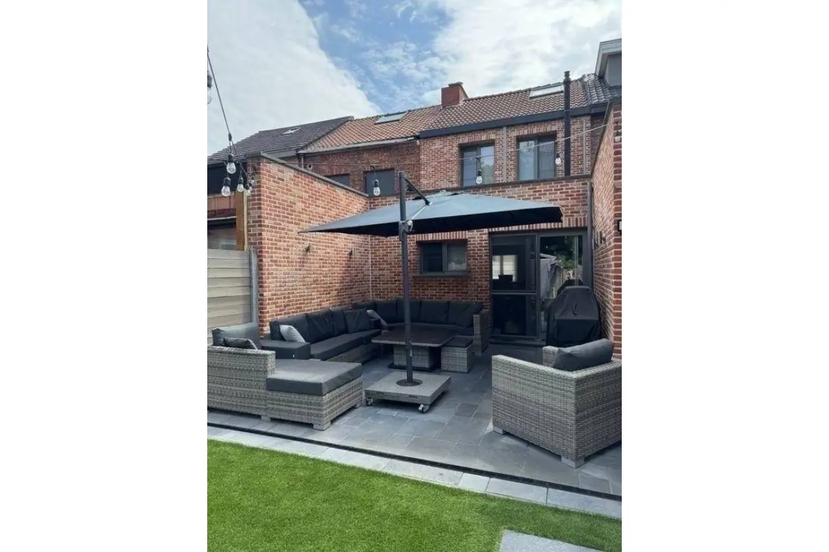 Huis te  koop in Willebroek 2830 375000.00€ 2 slaapkamers m² - Zoekertje 668592