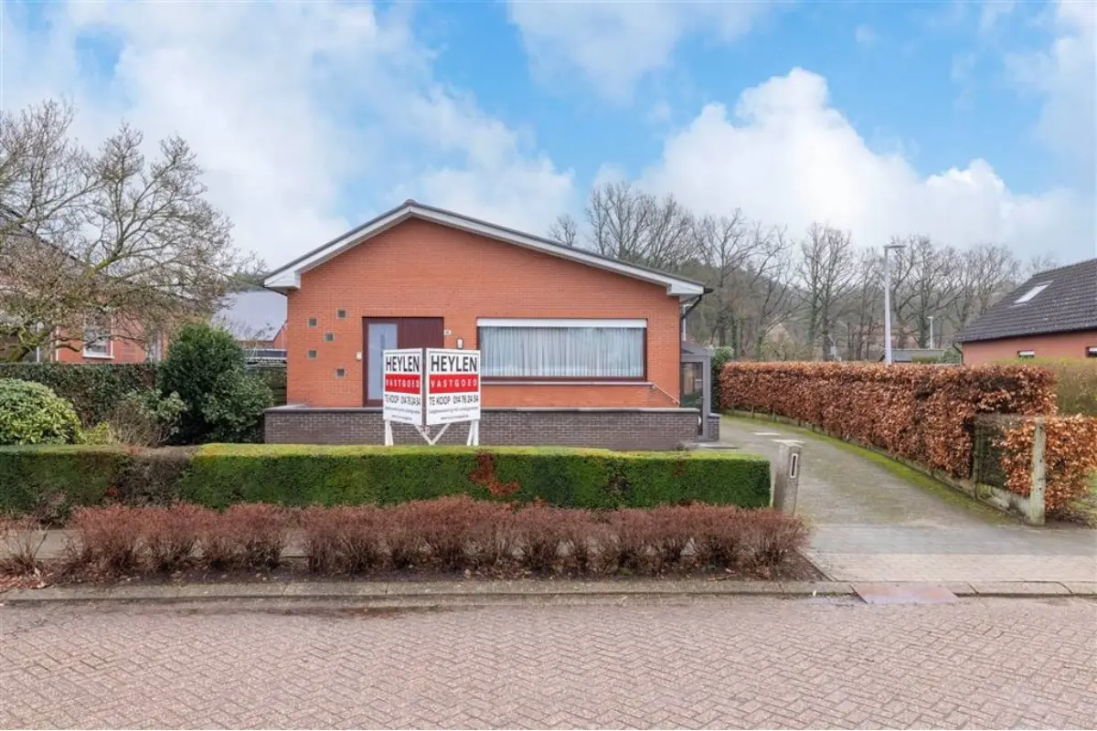 Bungalow te  koop in Herselt 2230 450000.00€ 3 slaapkamers 270.00m² - Zoekertje 668295