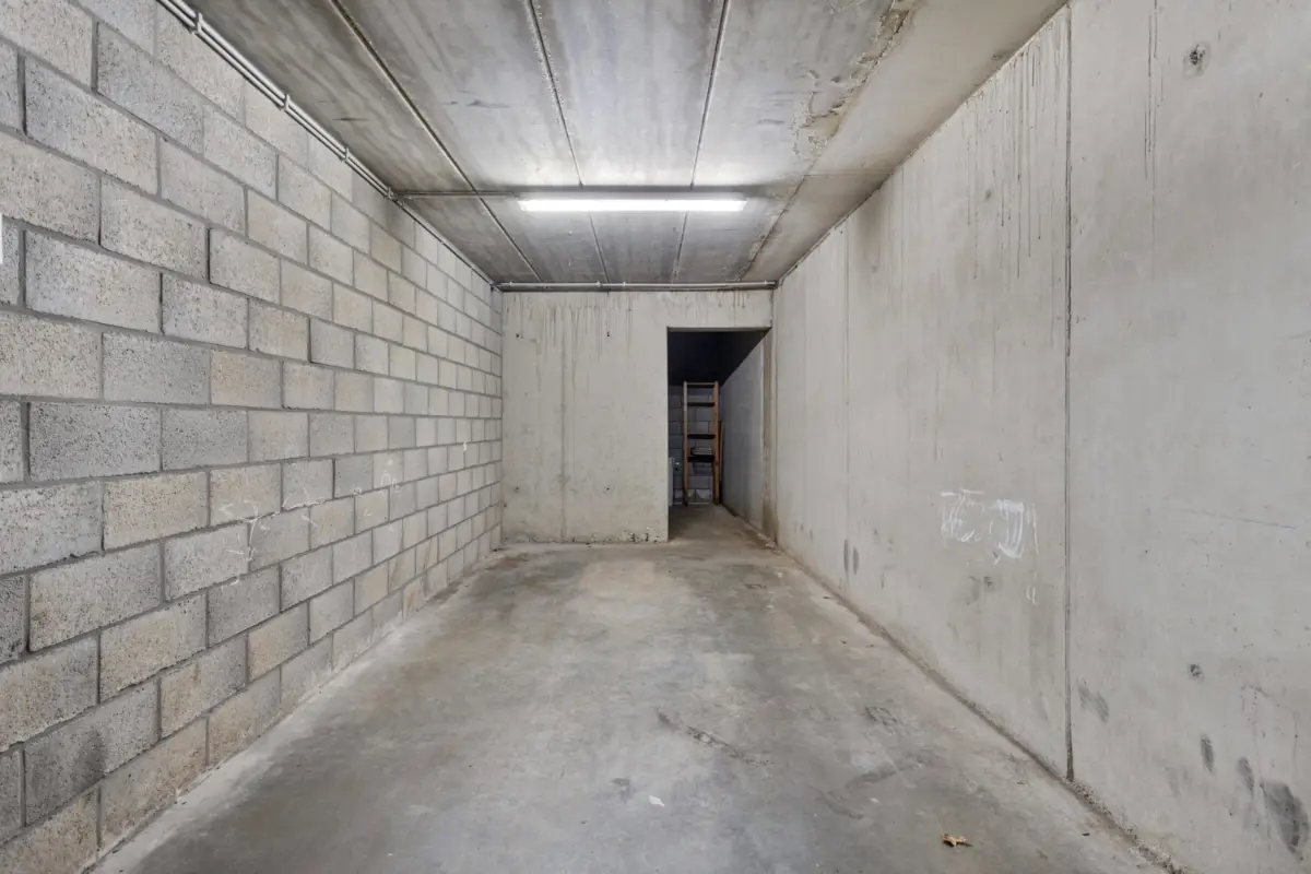 Parking & garage te  huur in Deurne 2100 155.00€  slaapkamers m² - Zoekertje 668673