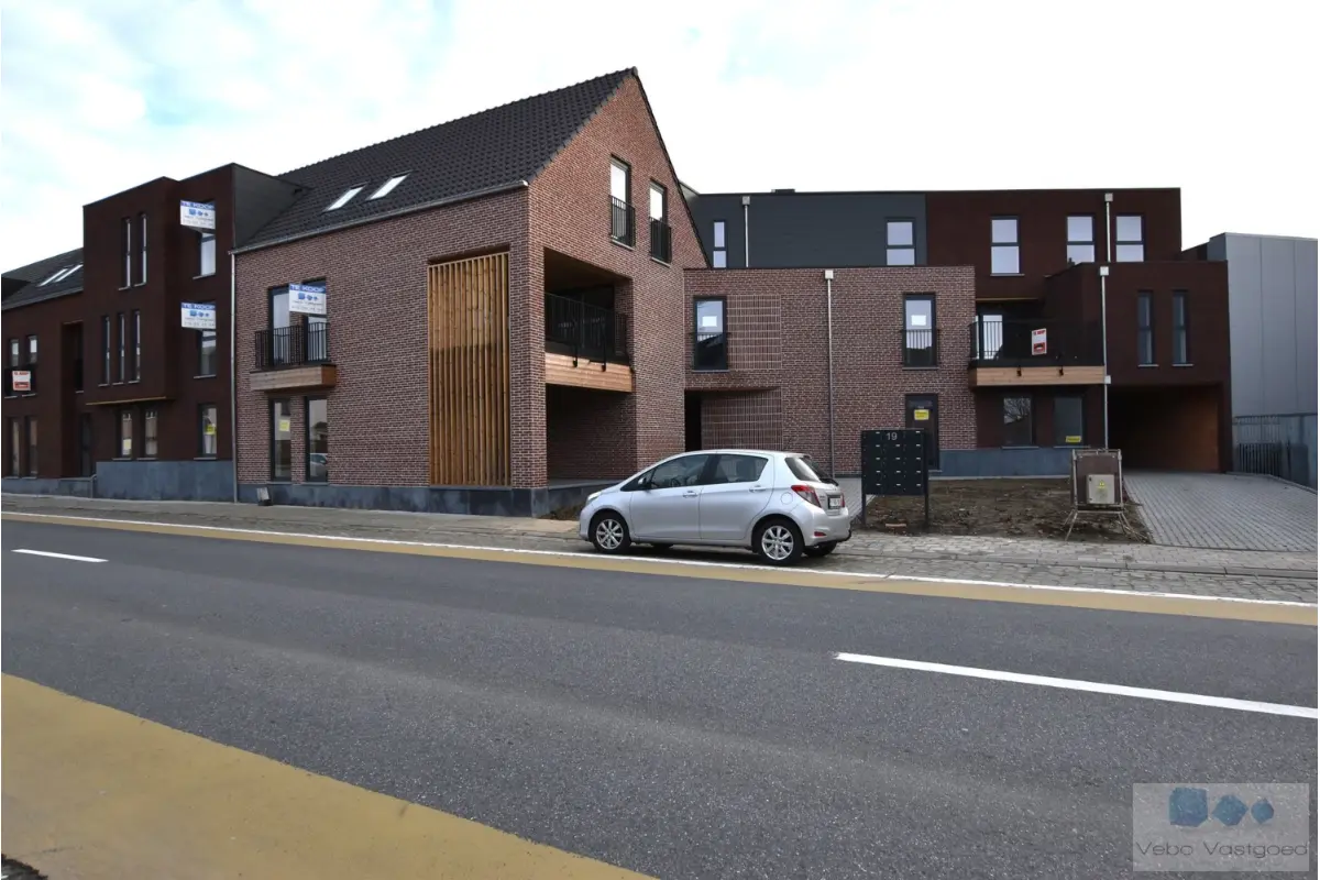 Appartement te  koop in Berlaar 2590 370000.00€ 3 slaapkamers 127.50m² - Zoekertje 670321