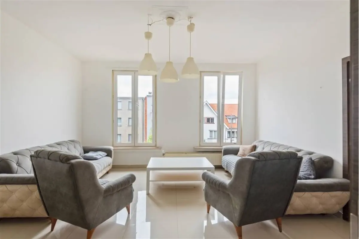 Appartement te  koop in Hoboken 2660 149000.00€ 1 slaapkamers 62.00m² - Zoekertje 670273